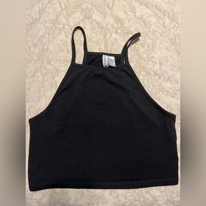 Black crop top tank